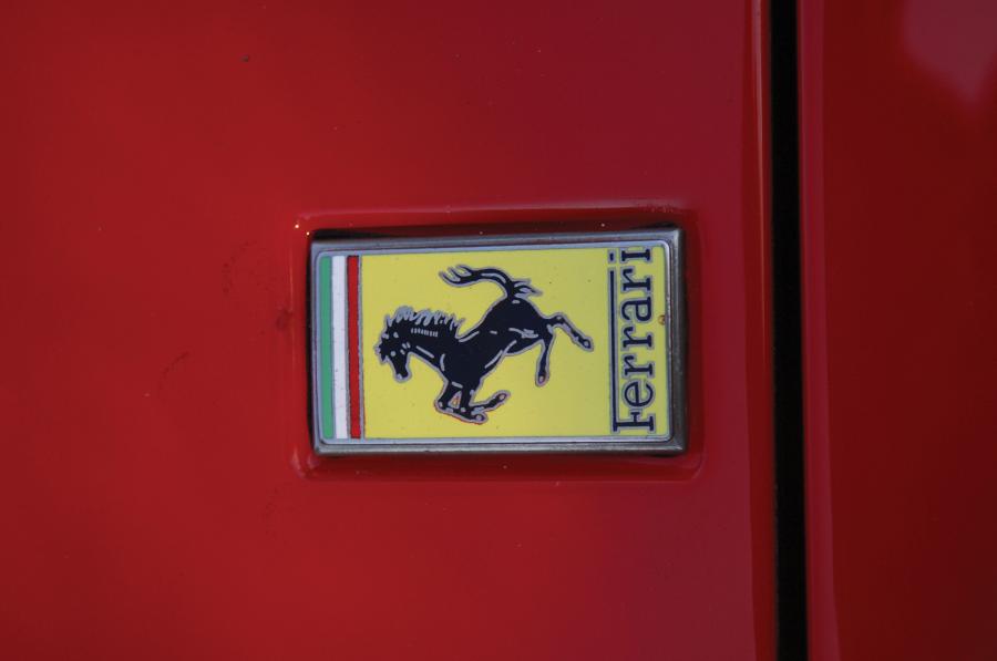  Ferrari Mondial T Cabriolet 1989 года  (фото 17 из 24)